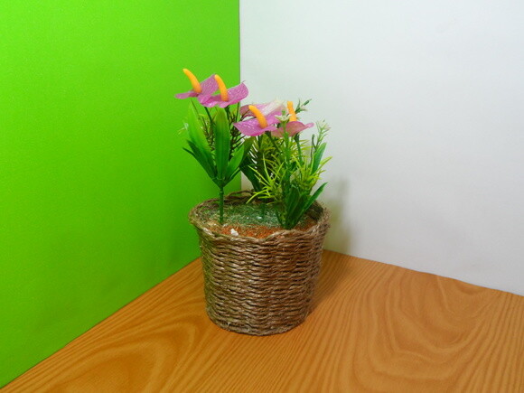 Arranjo Floral em Vaso de Sisal