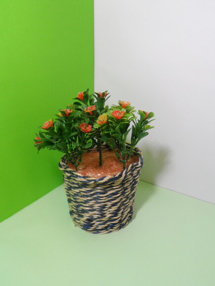 Arranjo Floral em Vaso de Sisal