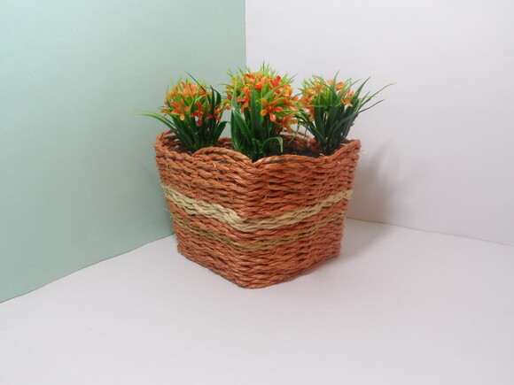 Arranjo Floral em Vaso de Sisal