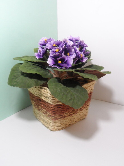 Arranjo Floral em Vaso de Sisal