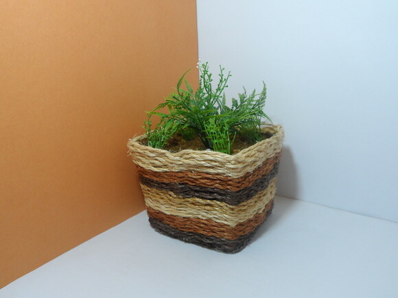 Arranjo Floral em Vaso de Sisal