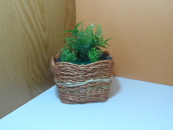 Arranjo Floral em Vaso de Sisal