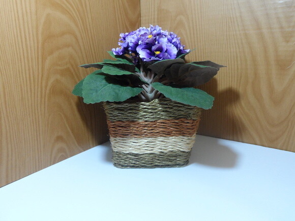 Arranjo Floral em Vaso de Sisal