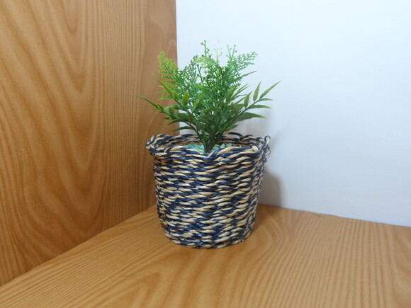 Arranjo Floral em Vaso de Sisal