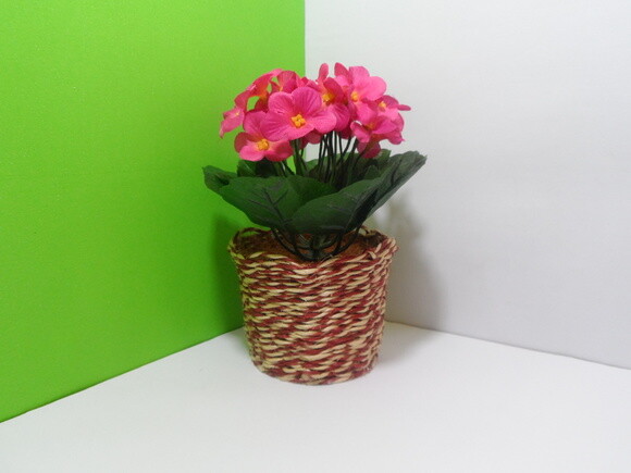 Arranjo Floral em Vaso de Sisal