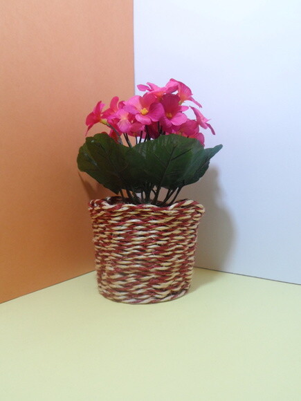 Arranjo Floral em Vaso de Sisal