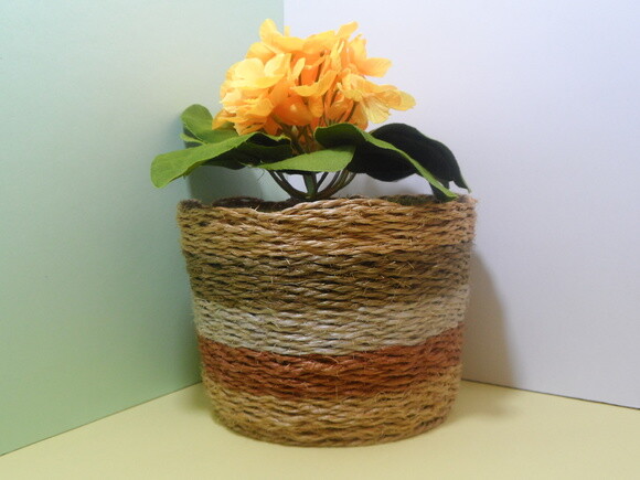 Arranjo Floral em Vaso de Sisal