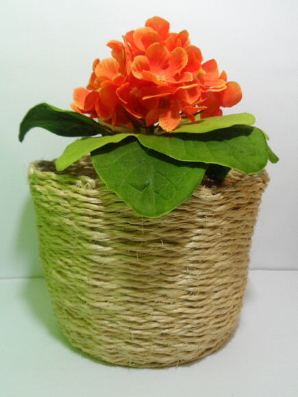 Arranjo Floral em Vaso de Sisal