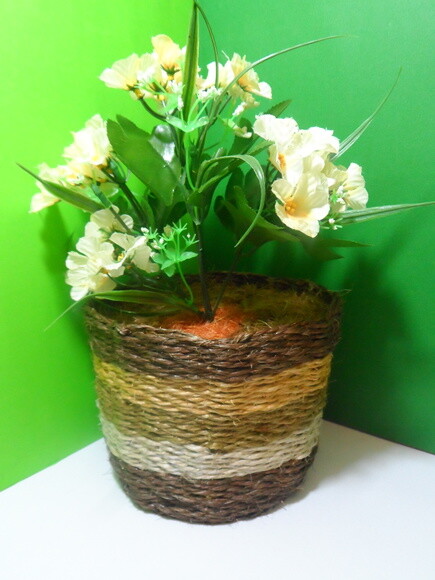 Arranjo Floral em Vaso de Sisal