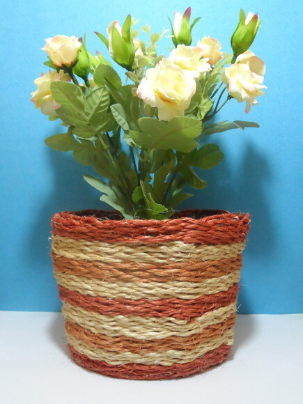 Arranjo Floral em Vaso de Sisal