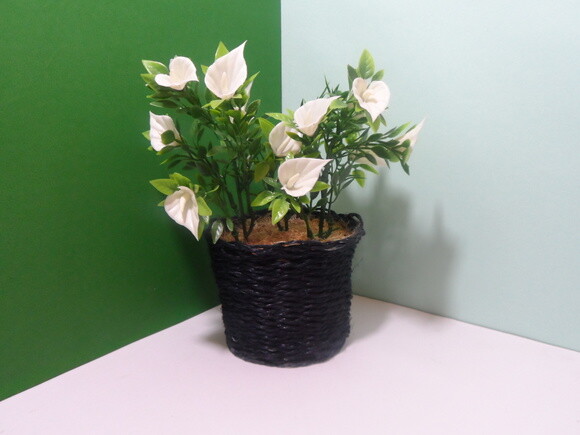 Arranjo Floral em Vaso de Sisal