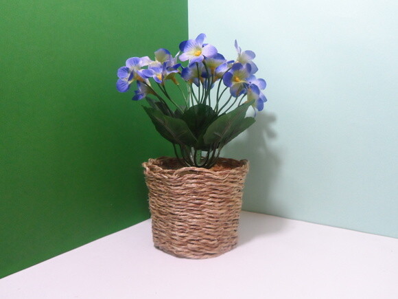 Arranjo Floral em Vaso de Sisal