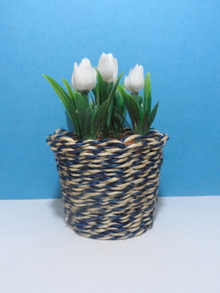 Arranjo Floral em Vaso de Sisal
