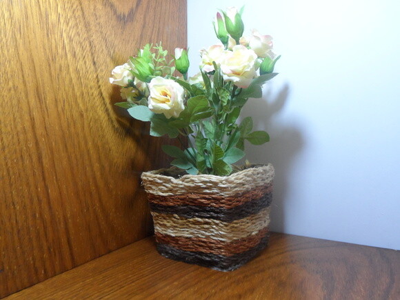 Arranjo Floral em Vaso de Sisal
