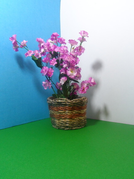 Arranjo Floral em Vaso de Sisal