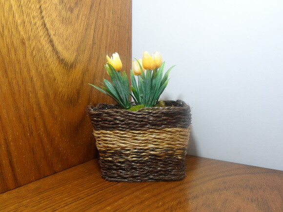 Arranjo Floral em Vaso de Sisal
