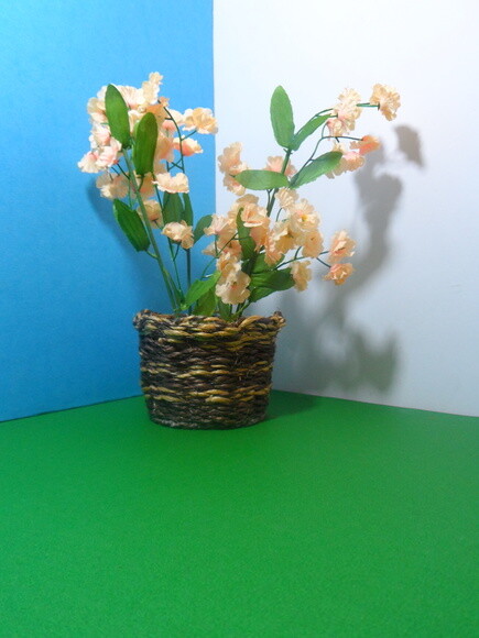 Arranjo Floral em Vaso de Sisal