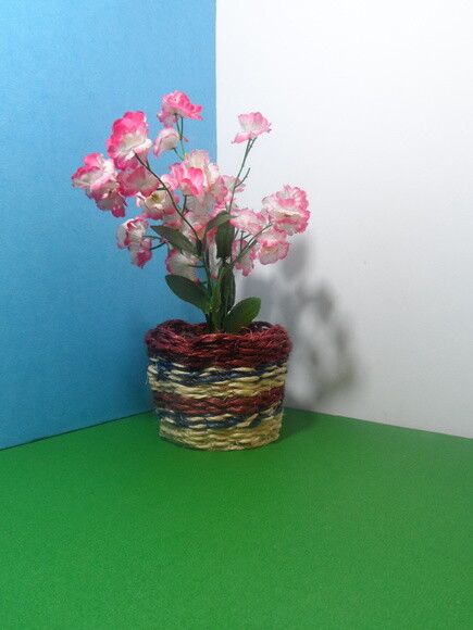 Arranjo Floral em Vaso de Sisal
