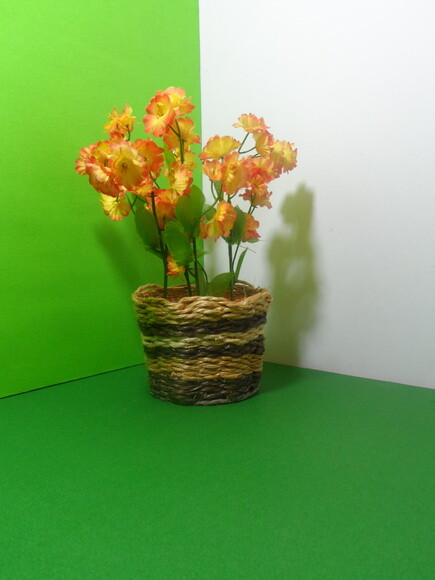 Arranjo Floral em Vaso de Sisal