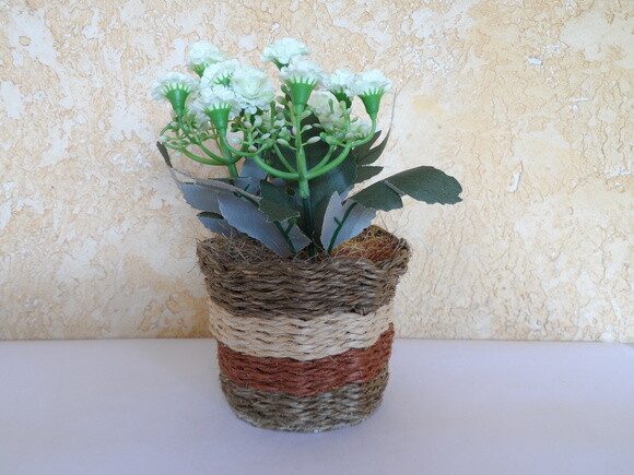 Arranjo Floral em Vaso de Sisal