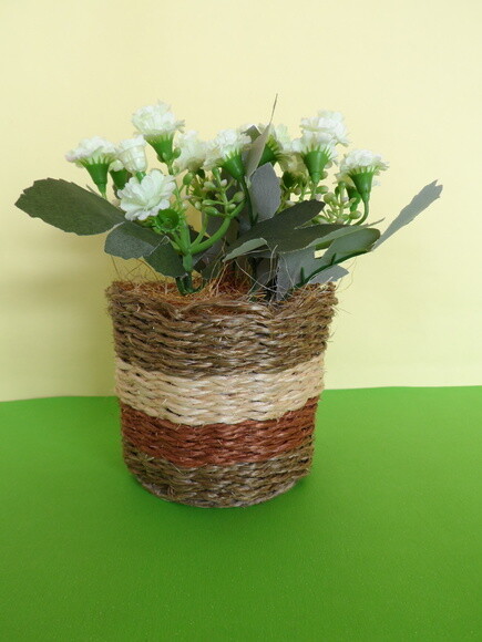 Arranjo Floral em Vaso de Sisal