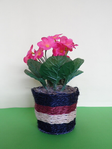 Arranjo Floral em Vaso de Sisal