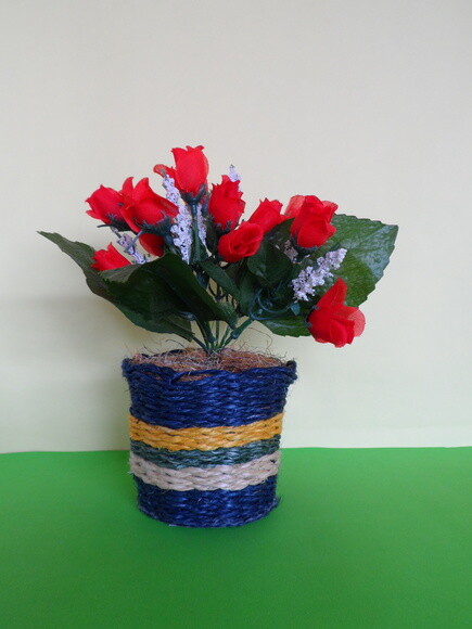 Arranjo Floral em Vaso de Sisal