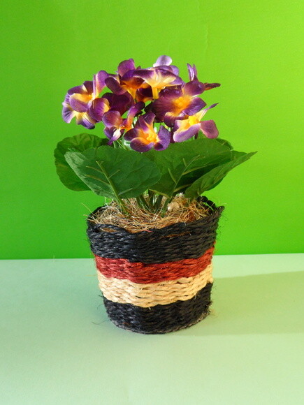 Arranjo Floral em Vaso de Sisal