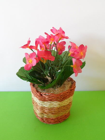 Arranjo Floral em Vaso de Sisal