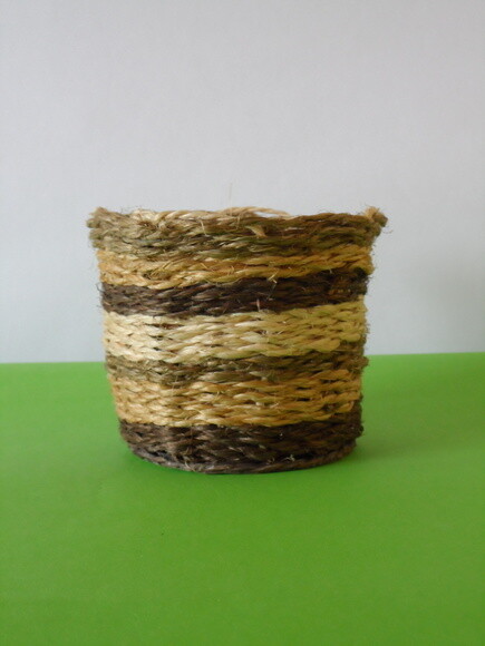 Arranjo Floral em Vaso de Sisal