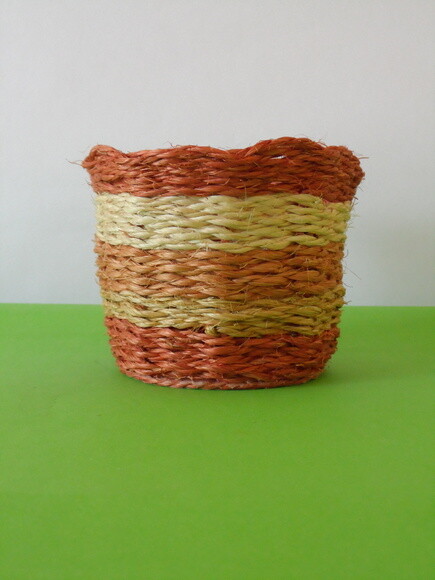 Arranjo Floral em Vaso de Sisal