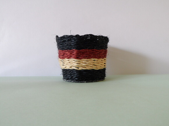 Arranjo Floral em Vaso de Sisal