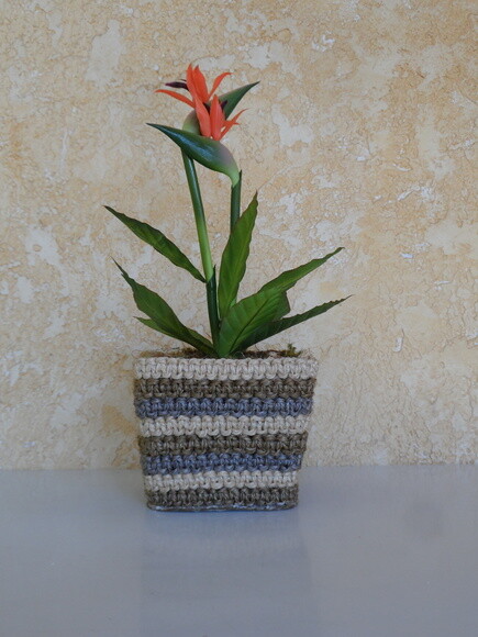 Arranjo Floral em Vaso de Sisal