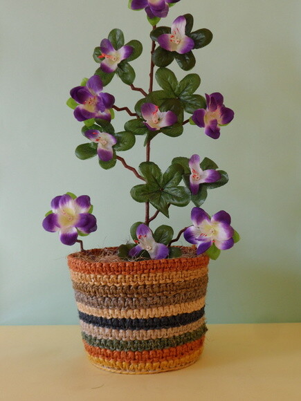 Arranjo Floral em Vaso de Sisal