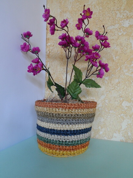 Arranjo Floral em Vaso de Sisal