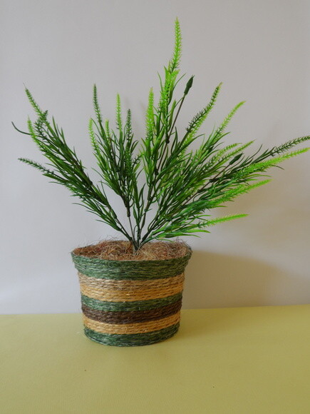 Arranjo Floral em Vaso de Sisal