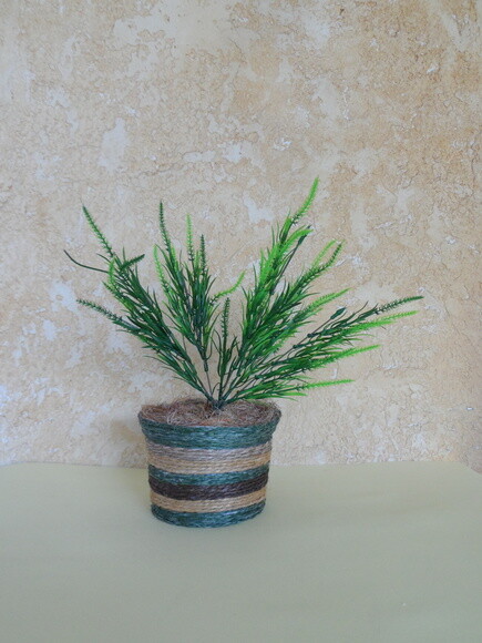 Arranjo Floral em Vaso de Sisal