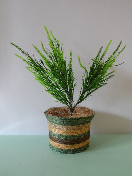 Arranjo Floral em Vaso de Sisal