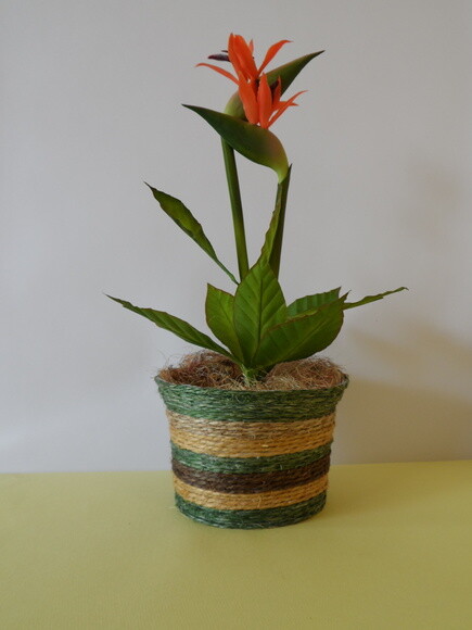 Arranjo Floral em Vaso de Sisal