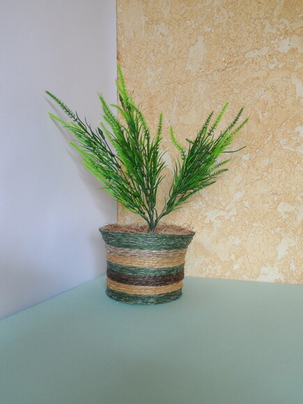Arranjo Floral em Vaso de Sisal