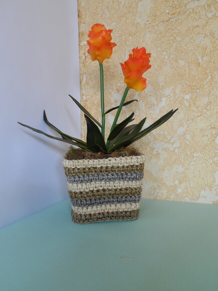 Arranjo Floral em Vaso de Sisal