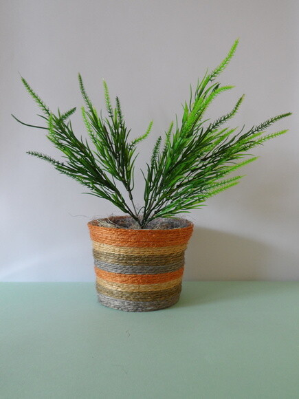 Arranjo Floral em Vaso de Sisal