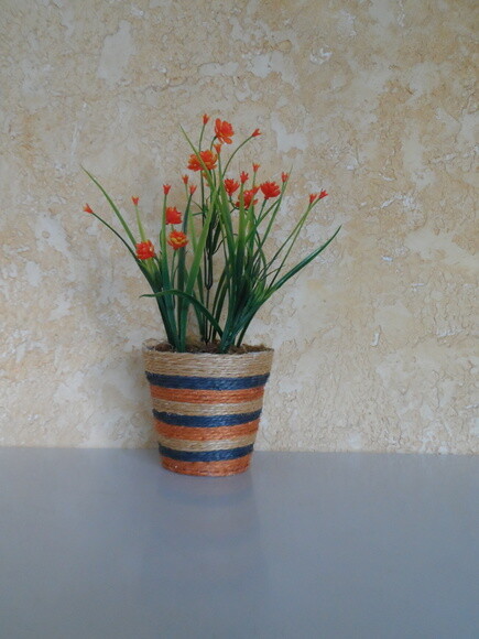 Arranjo Floral em Vaso de Sisal