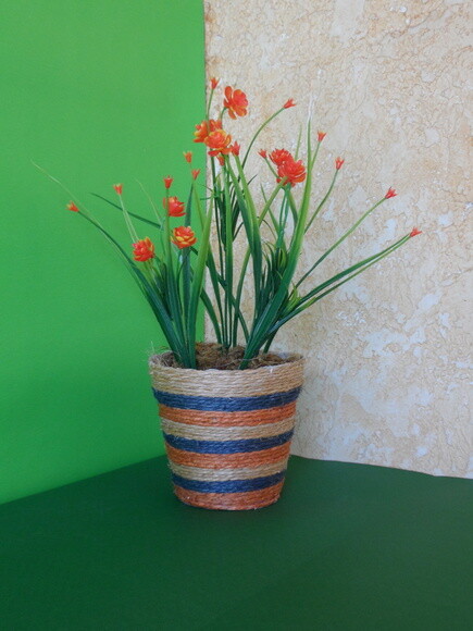 Arranjo Floral em Vaso de Sisal