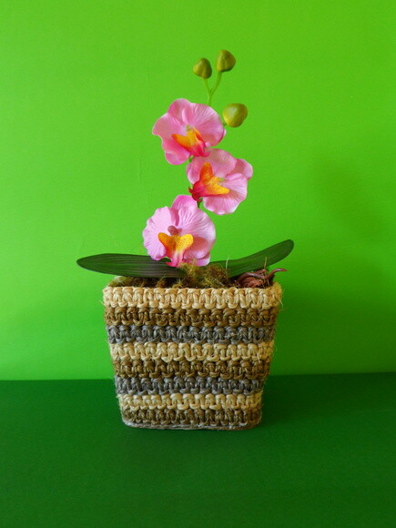 Arranjo Floral em Vaso de Sisal