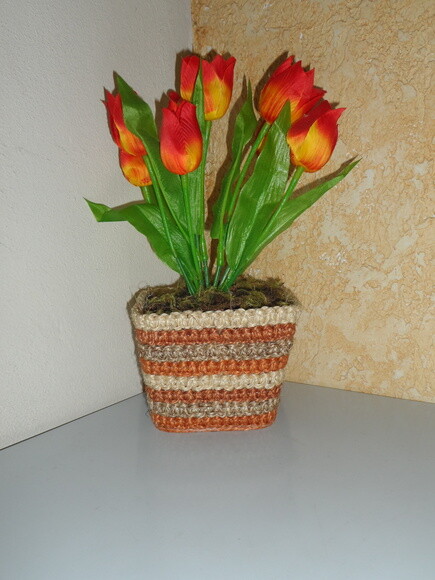Arranjo Floral em Vaso de Sisal