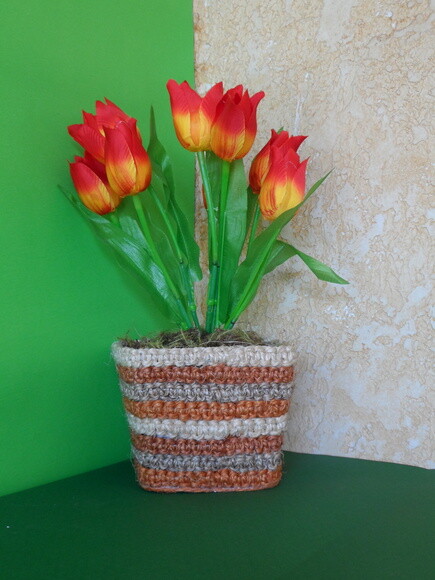 Arranjo Floral em Vaso de Sisal