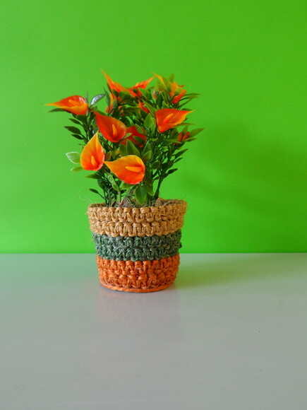 Arranjo Floral em Vaso de Sisal