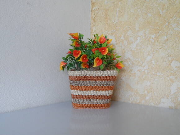 Arranjo Floral em Vaso de Sisal
