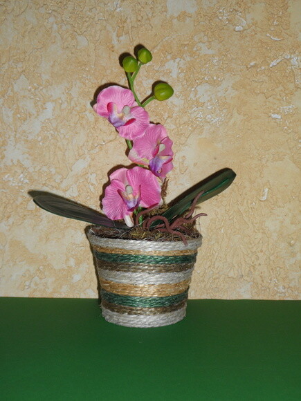 Arranjo Floral em Vaso de Sisal
